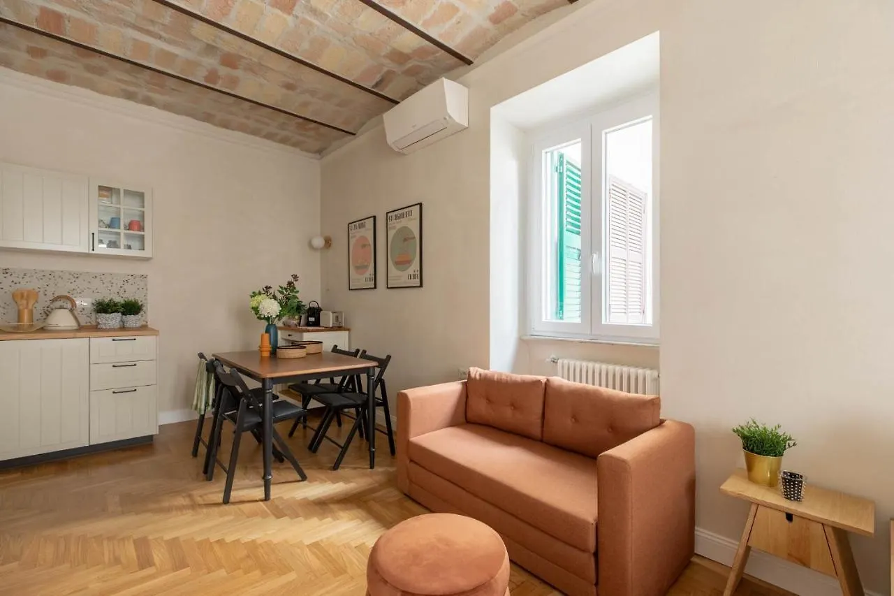 Iflat Lovely Flat In Trastevere Рим